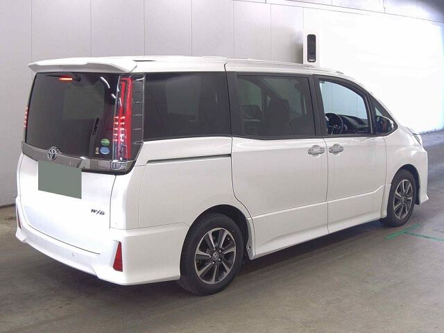 2019 Toyota Noah SI WXB 2 auction photo 5
