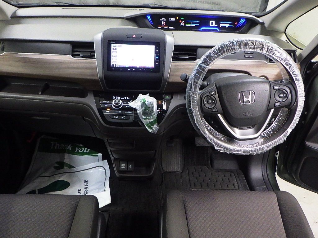 2021 Honda Freed ハイブリッドGホンダセンシング 6人 auction photo 3