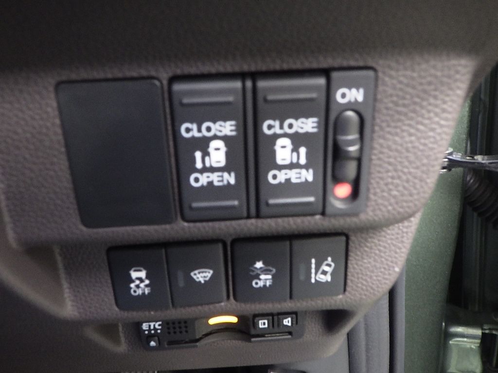 2021 Honda Freed ハイブリッドGホンダセンシング 6人 auction photo 8