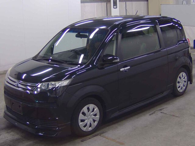 2013 Toyota Spade G auction photo 4