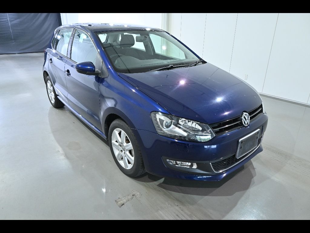 2014 Volkswagen ポロ 5HB TSIハイライン Japan auction vehicle
