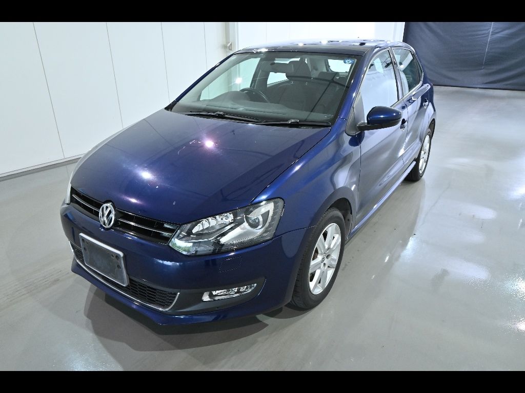2014 Volkswagen ポロ 5HB TSIハイライン auction photo 4