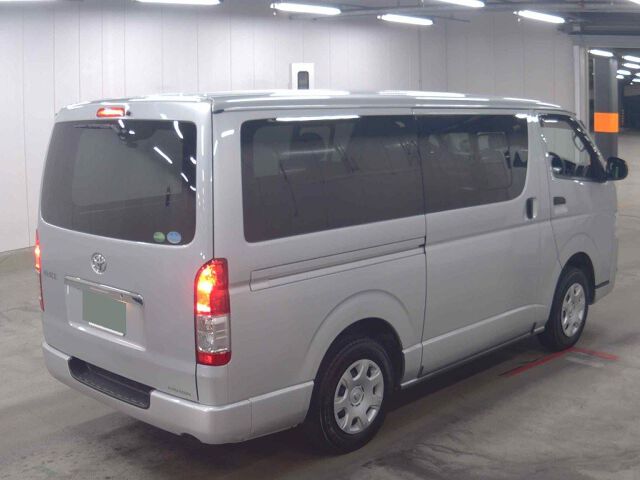 2019 Toyota Hiace Long DX GL Package 4WD auction photo 5