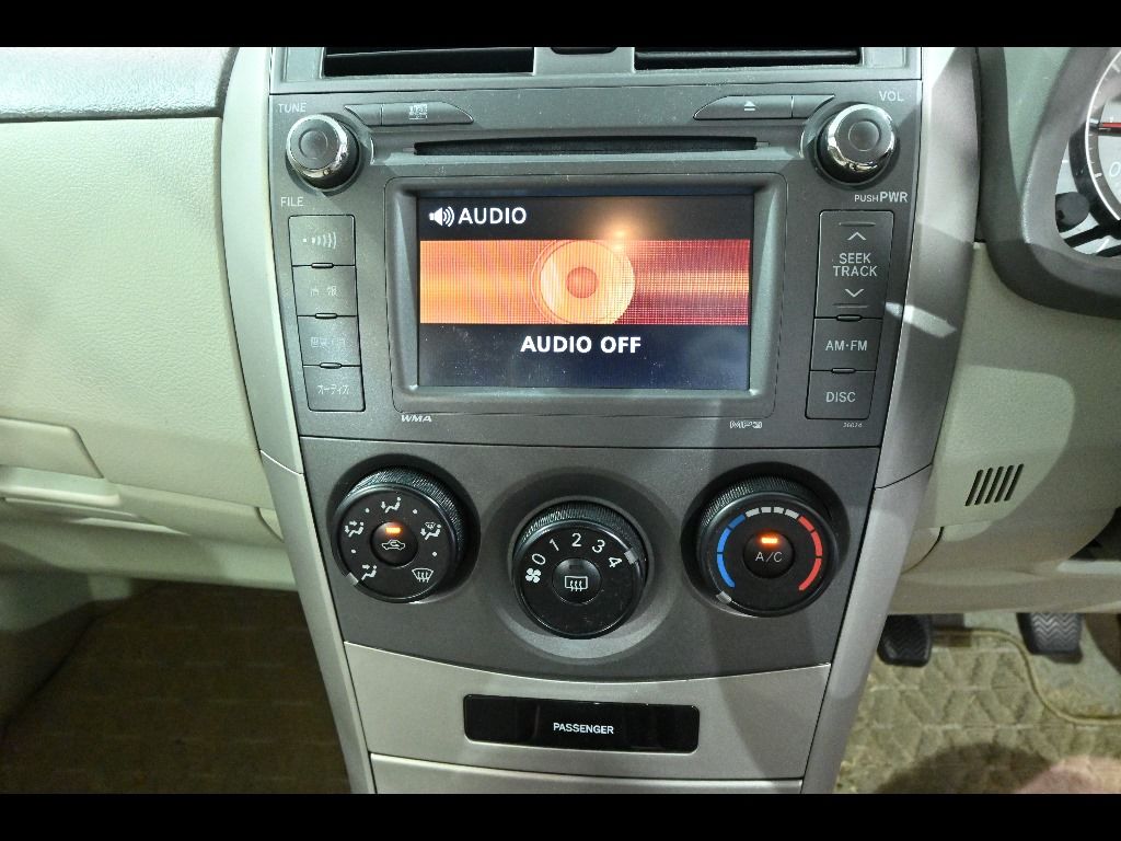 2008 Toyota Corolla Axio X HID Selection auction photo 11