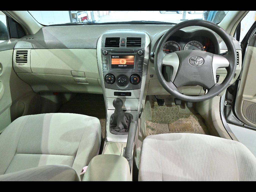 2008 Toyota Corolla Axio X HID Selection auction photo 3