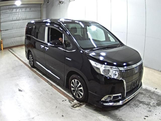 2015 Toyota Esquire ハイブリッドGi Japan auction vehicle