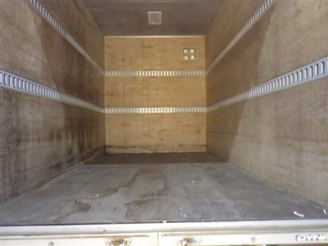 2017 Toyota Dyna Van auction photo 4