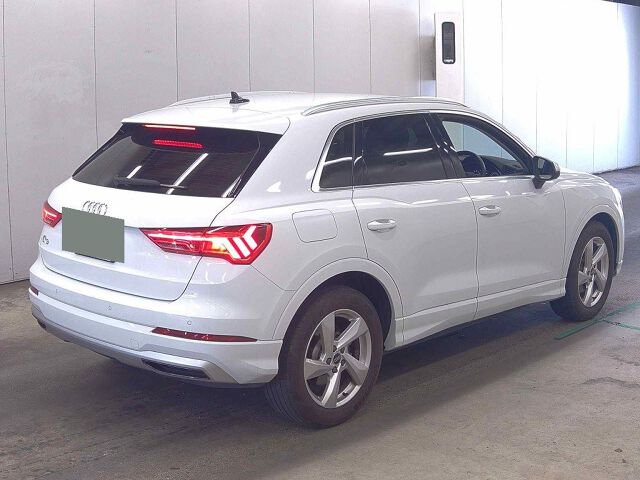 2022 Audi Q3 35TFSI Advance auction photo 5