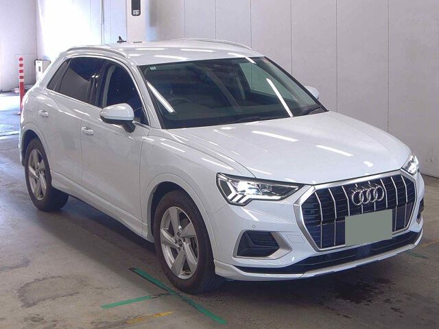 2022 Audi Q3 35TFSI Advance Japan auction vehicle
