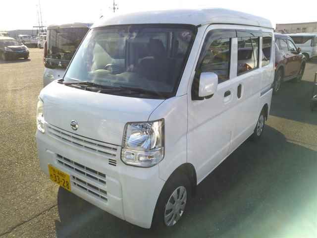 2023 Nissan NV100 Clipper DX GL Package auction photo 4