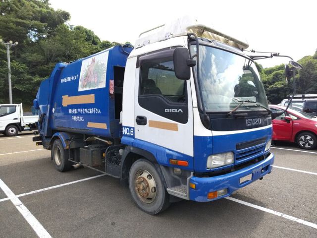 Japan Auction Vehicles 5 2006 Isuzu Forward auction photo