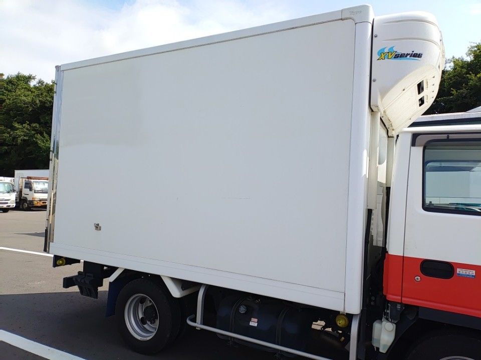 2018 Isuzu Elf auction photo 24