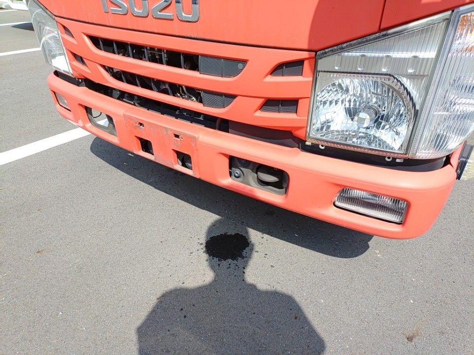 2018 Isuzu Elf auction photo 21