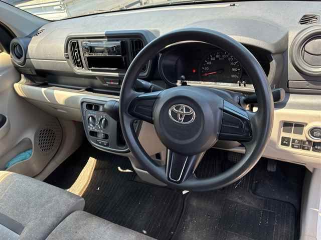 2021 Toyota Passo X auction photo 3