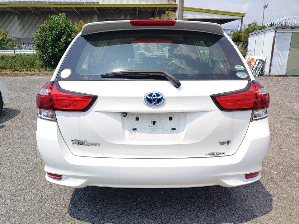 2020 Toyota Corolla Fielder auction photo 5