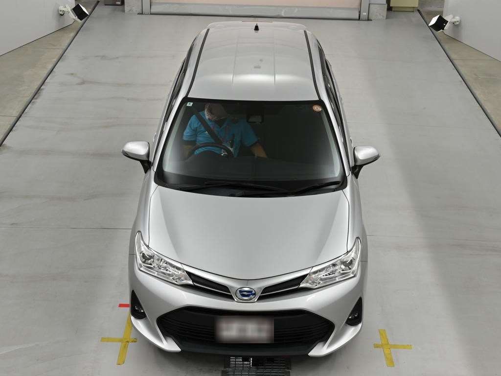 2022 Toyota Corolla Fielder ハイブリッド EX auction photo 7