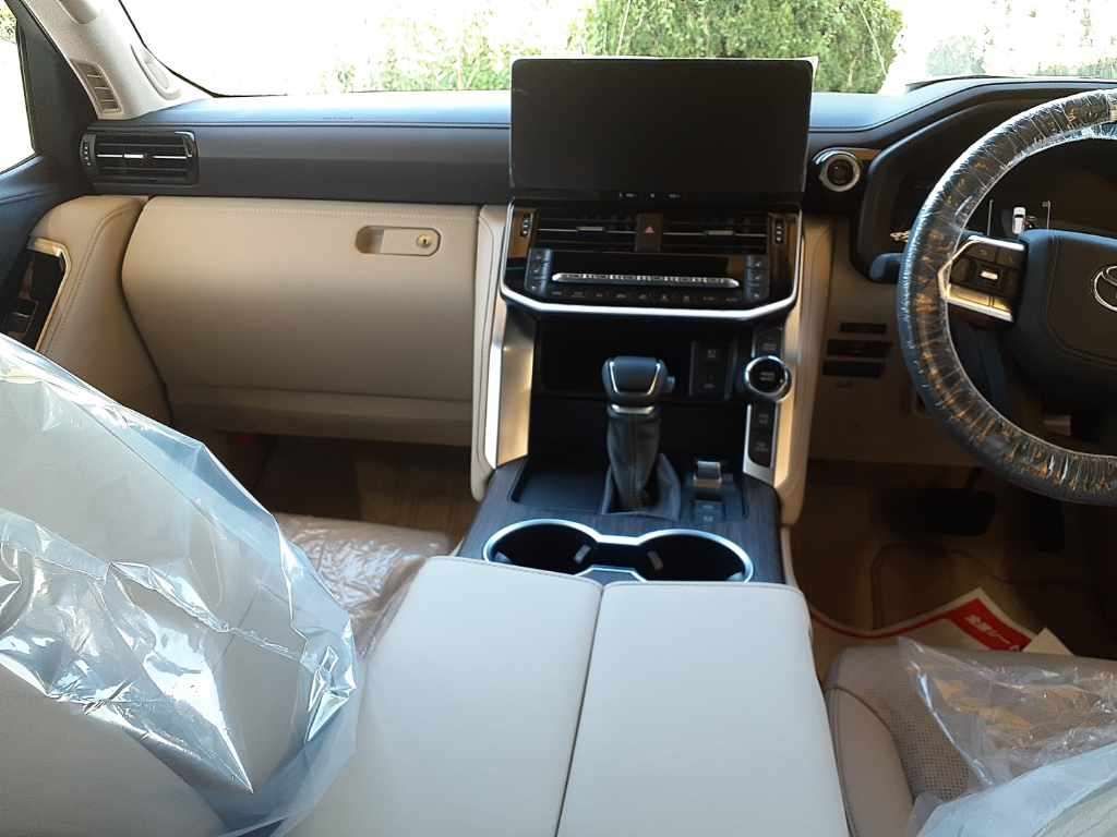 2025 Toyota Land Cruiser ZX 4WD auction photo 11