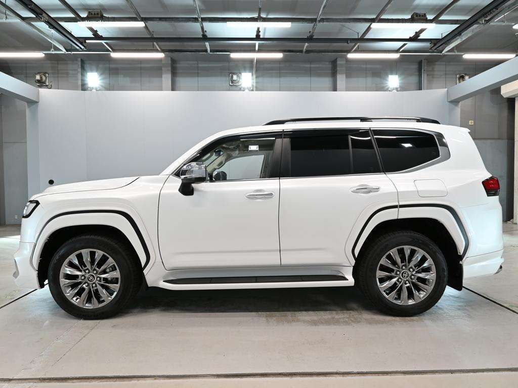 2025 Toyota Land Cruiser ZX 4WD auction photo 4
