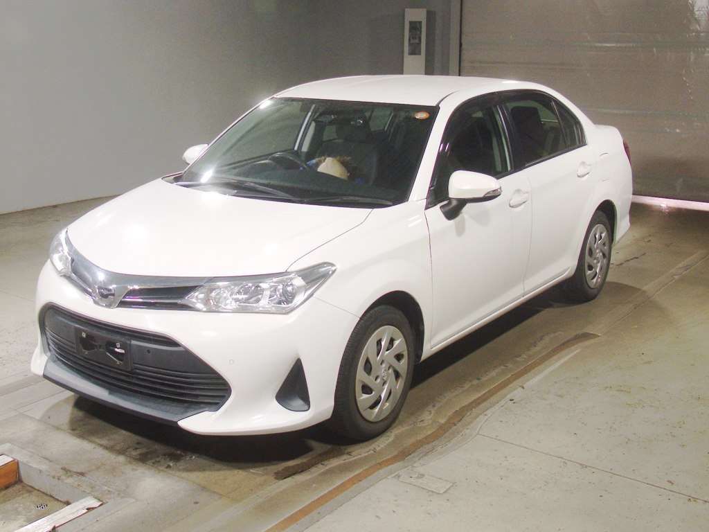 Japan Auction Vehicles 4 2021 Toyota Corolla Axio EX auction photo