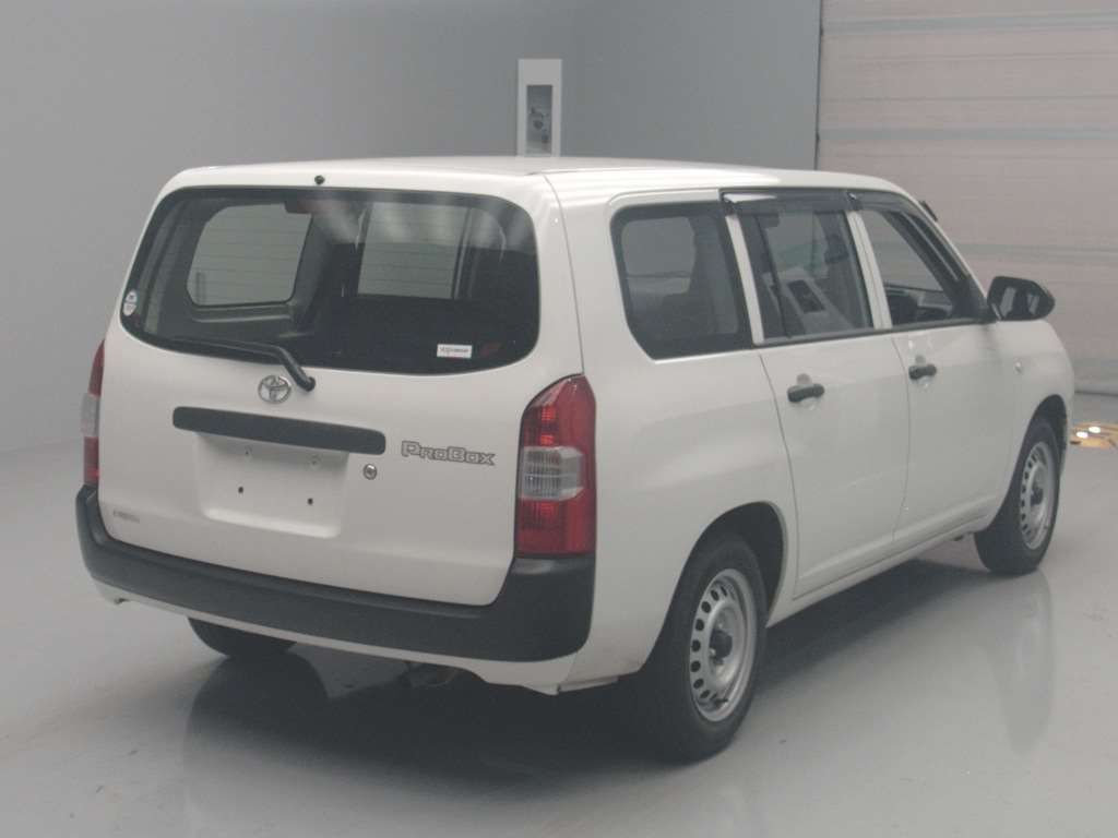 2022 Toyota Probox DXコンフォート auction photo 2