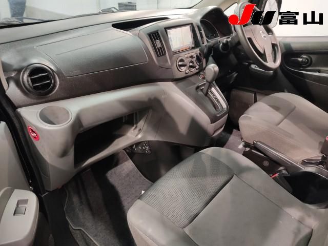 2019 Nissan NV200 Vanette 4WD DX auction photo 3