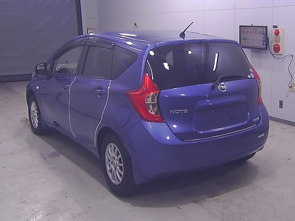 2014 Nissan ノート HB X DIG-Sエマージェンシーブレーキパッケージ auction photo 5