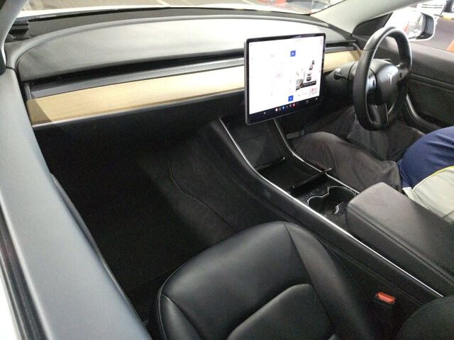 2020 Tesla モデル3 STD Range Plus auction photo 3
