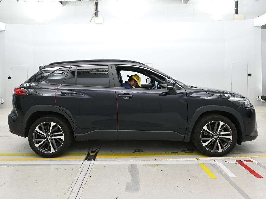 2024 Toyota Corolla Cross Hybrid Z auction photo 3