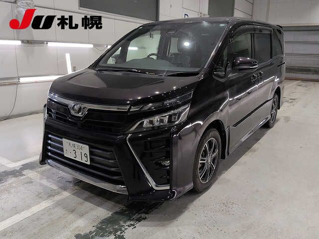 2017 Toyota Voxy 4WD ZS Japan auction vehicle