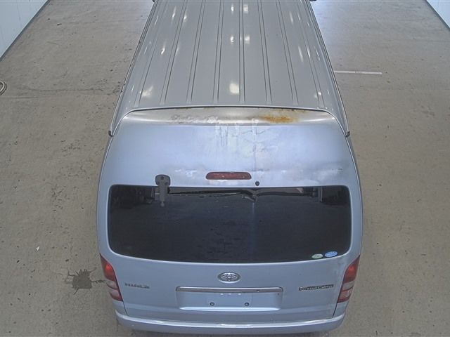 2010 Toyota Hiace ワゴン.4WD グランドキャビン auction photo 3