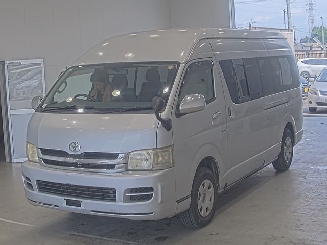 2010 Toyota Hiace ワゴン.4WD グランドキャビン Japan auction vehicle