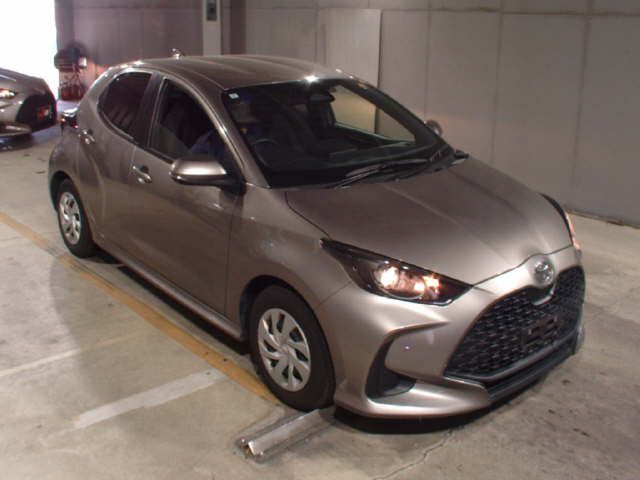 Japan Auction Vehicles 6 2024 Toyota Yaris X auction photo