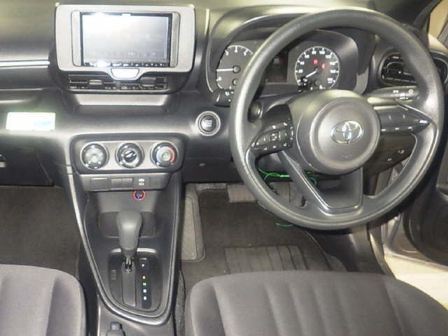 2024 Toyota Yaris X auction photo 3