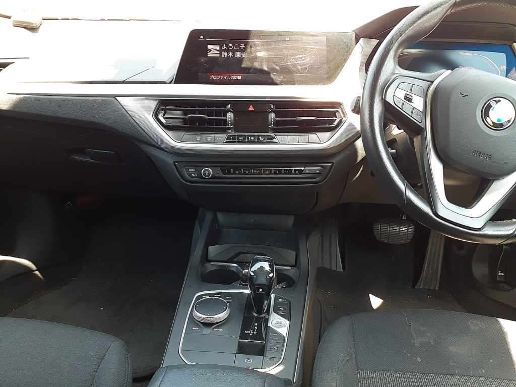 2020 BMW 1 Series 118i auction photo 9