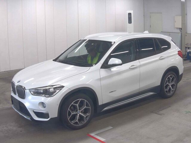 2017 BMW X1 XDRIV18D X-Line 4WD auction photo 4