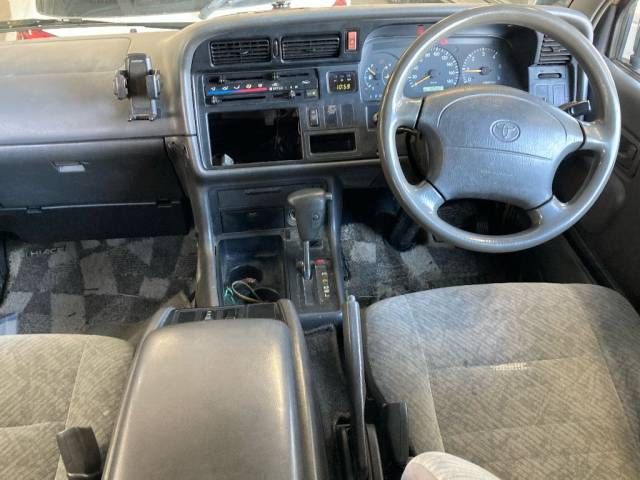1997 Toyota Hiace スーパーカスタム auction photo 2