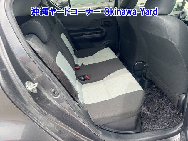 2013 Toyota Aqua S auction photo 6