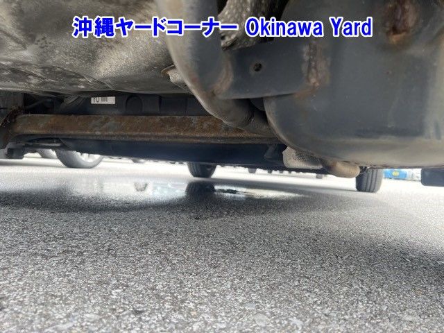 2013 Toyota Aqua S auction photo 9