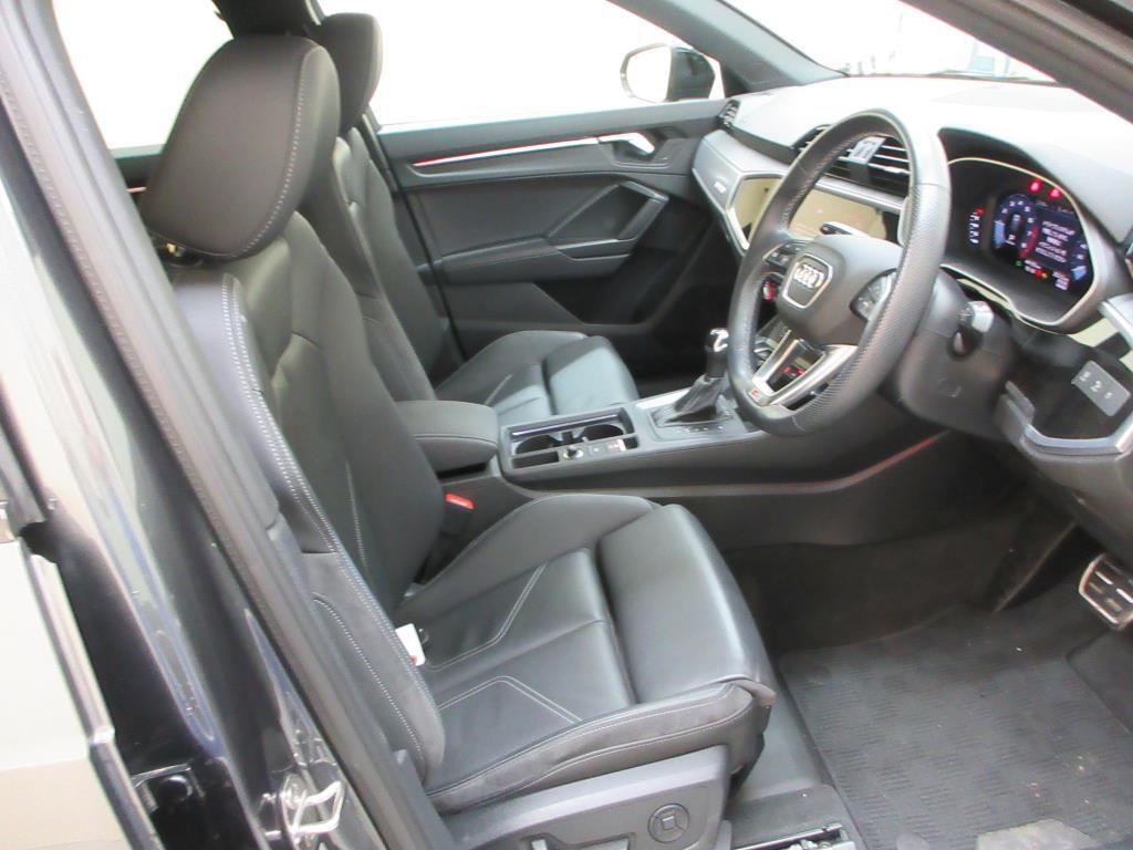 2022 Audi Q3 35TFSI S-Line auction photo 6