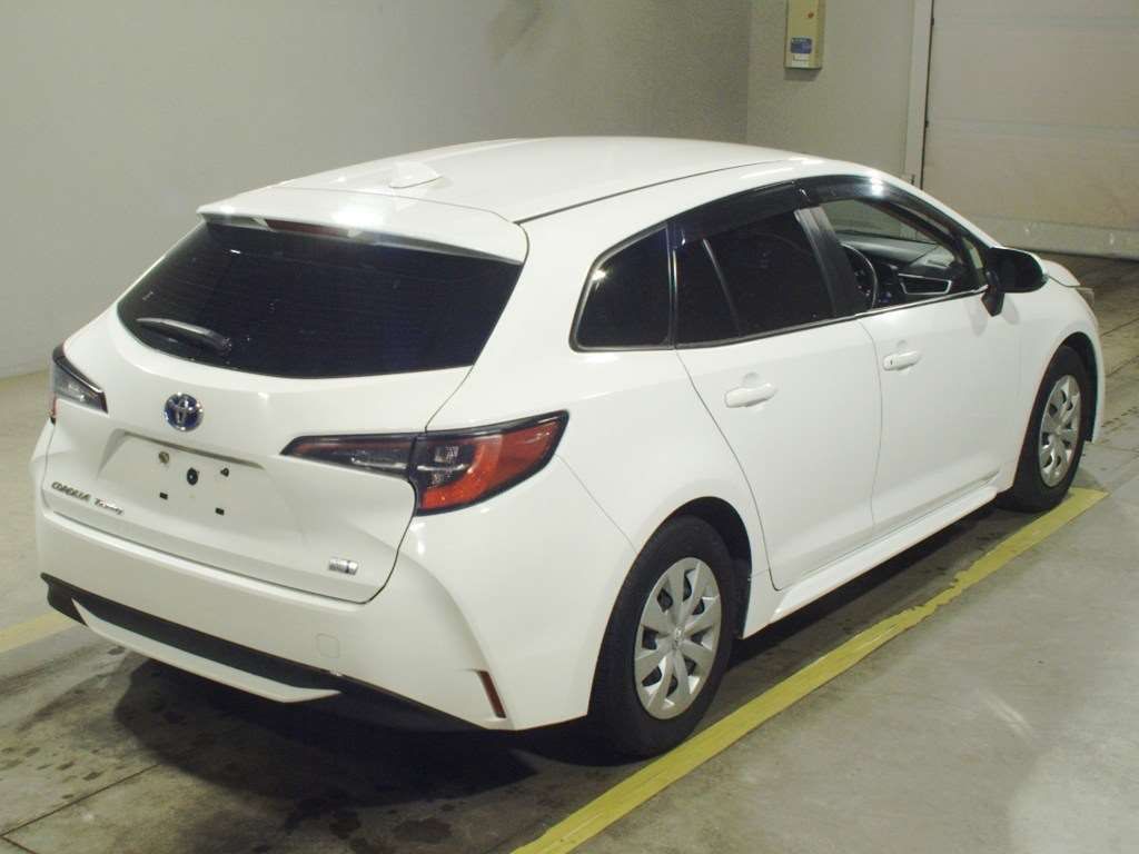 2021 Toyota Corolla Touring Hybrid G-X 4WD auction photo 2