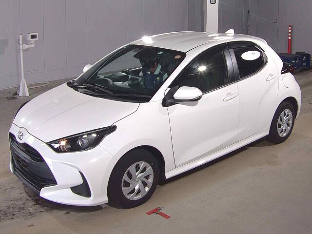 2021 Toyota Yaris X auction photo 4