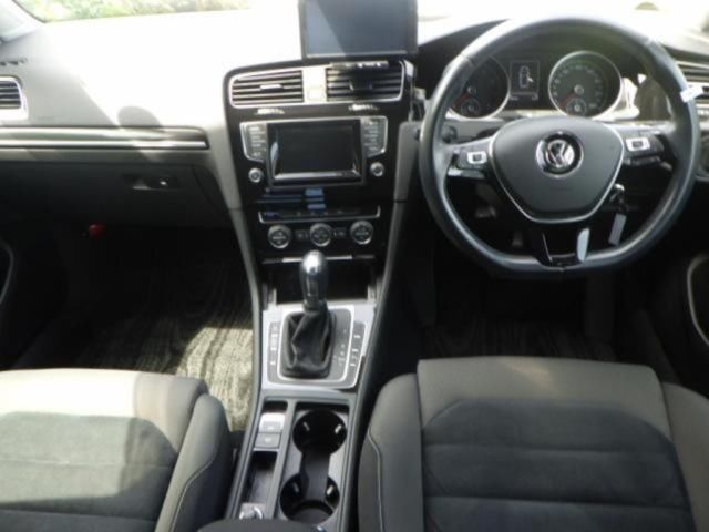 2013 Volkswagen ゴルフ TSIハイラインブルーモーションテクノロジー auction photo 3