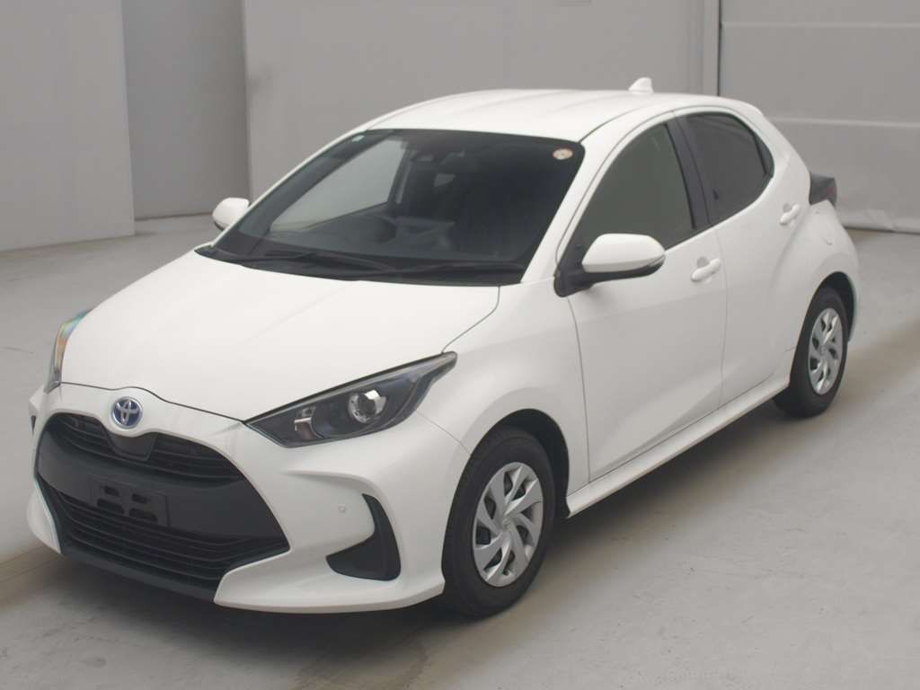 2020 Toyota Yaris Hybrid X Japan auction vehicle