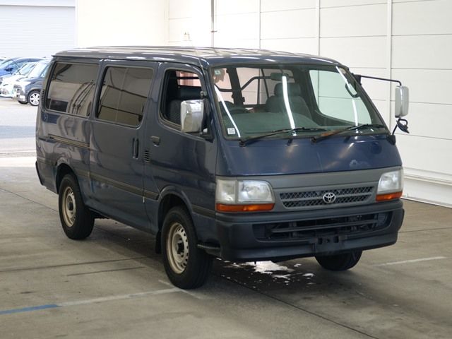 2003 Toyota Hiace Van DX-GL Package Japan auction vehicle