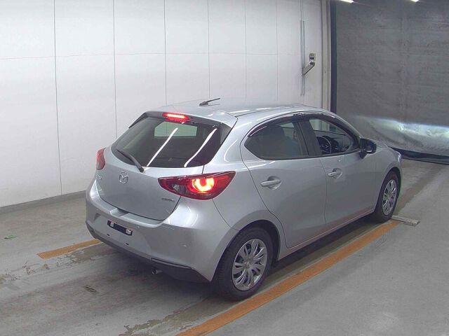 2023 Mazda 2 15C auction photo 5