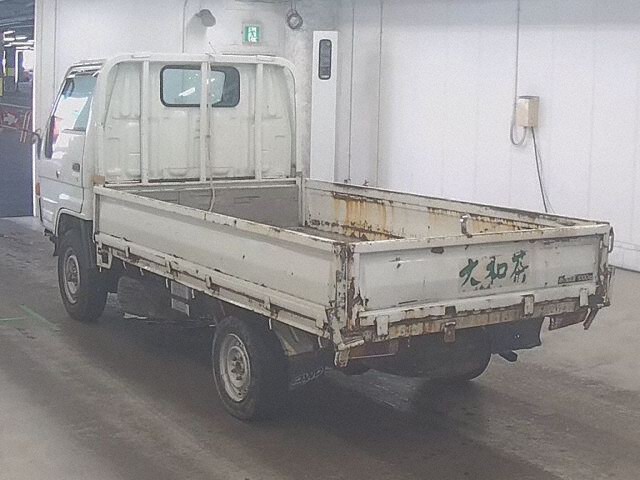 1993 Toyota Hiace 4WD auction photo 2