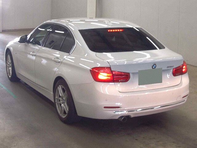 2016 BMW 3 Series 318I Luxury auction photo 2