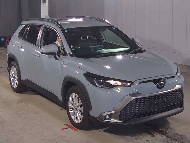 Japan Auction Vehicles 8 2022 Toyota Corolla Cross S auction photo