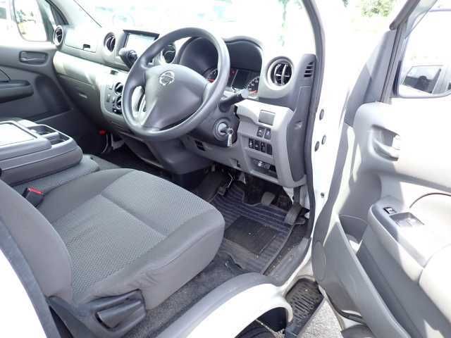 2017 Nissan NV350 Caravan DX auction photo 7