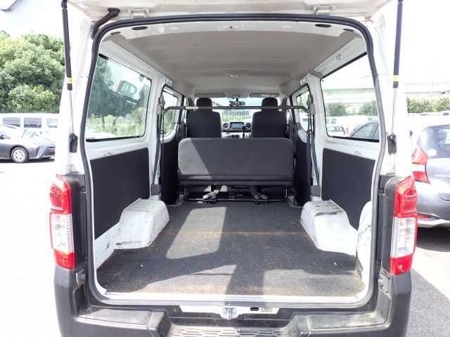 2017 Nissan NV350 Caravan DX auction photo 3